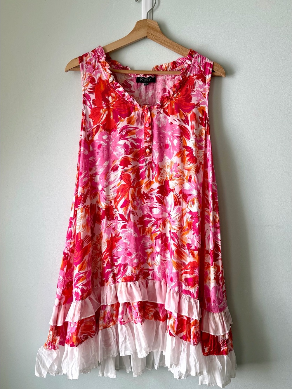 Sleeveless Bright Floral Ruffle-Hem Dress 🌺 - Picture 2 of 7